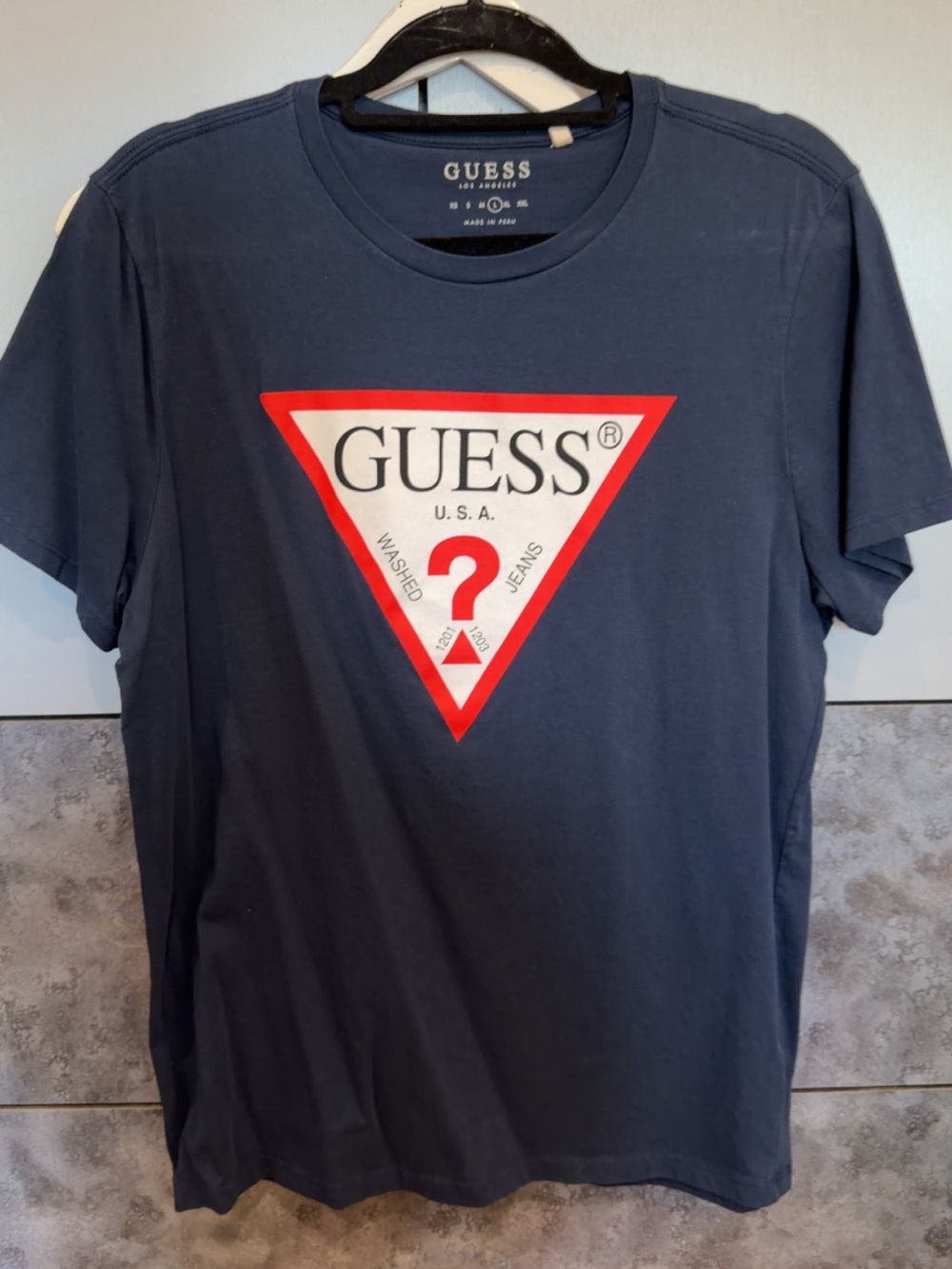 Guess t-shirt